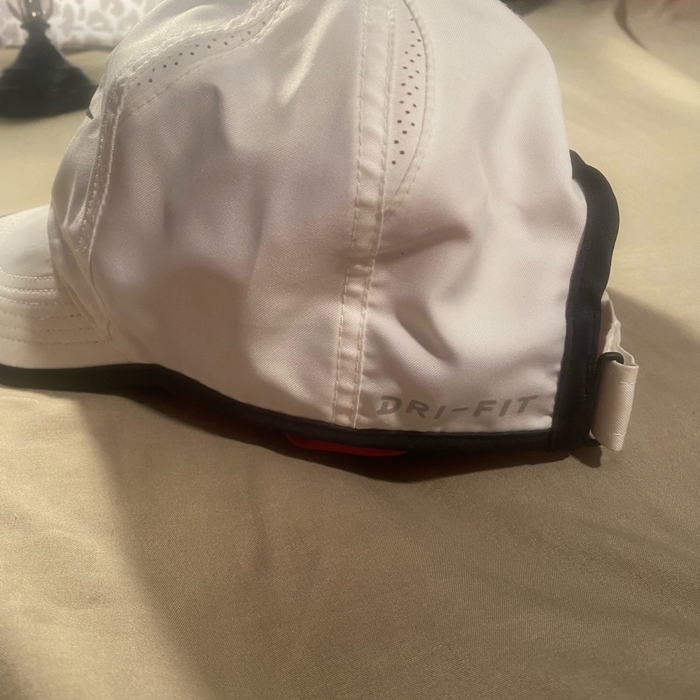 Nike Dri-Fit Cap - Picture 4 of 6